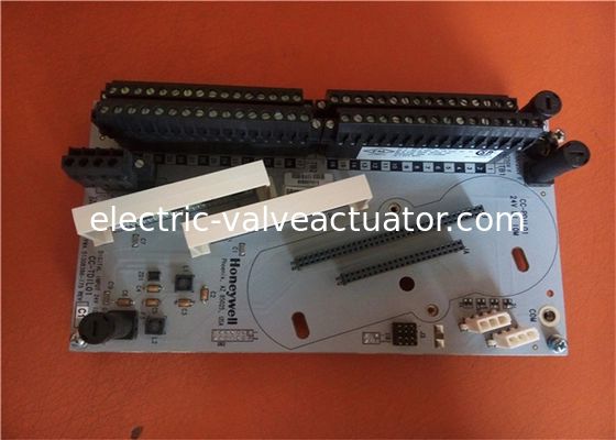 Хорошая цена. 24V 32-Channel Control Circuit Board 160W CC-TDIL01 онлайн