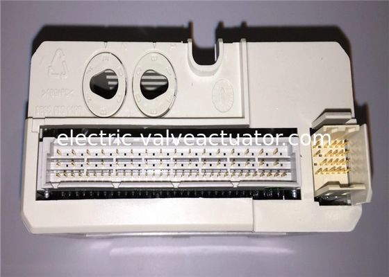 Хорошая цена. ABB DI814 3BUR001454R1 Цифровой вход 24 В пост. тока, источник тока 2x8 кан. онлайн