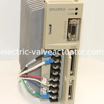 Хорошая цена. Yaskawa SGDA-02BP Sigma Series 100V Servo AC Drives 1 PHASE 8A 100V 200W онлайн